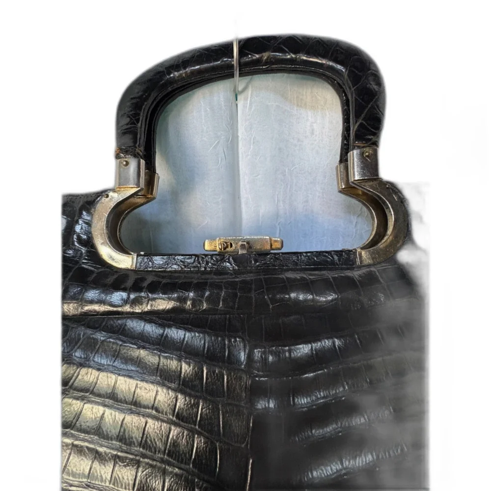 Vintage1960s Yacaré Overo Genuine Caiman Bag Industria Argentina Croc Top Handle